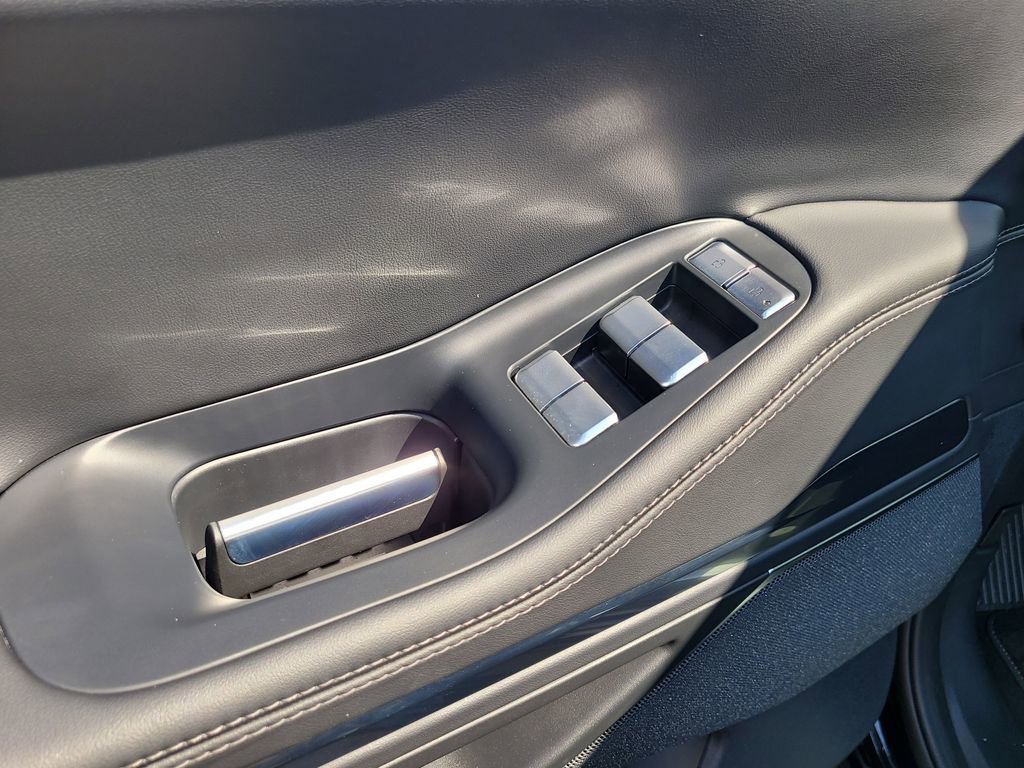 Used 2025 Lincoln Navigator Reserve w/ Jet Appearance Package image 18