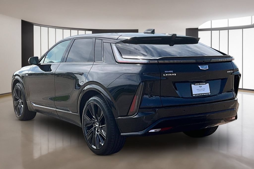 New 2026 Cadillac Lyriq Signature Sport w/ Nappa Leather Package AWD/4WD image 3