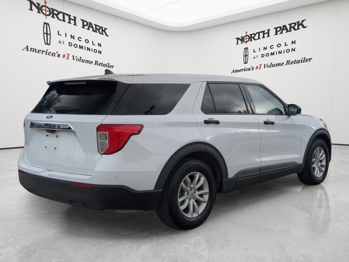 Used 2021 Ford Explorer 2WD image 5