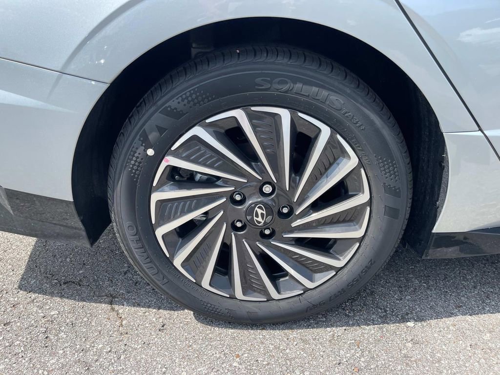 New 2025 Hyundai Sonata SEL image 12