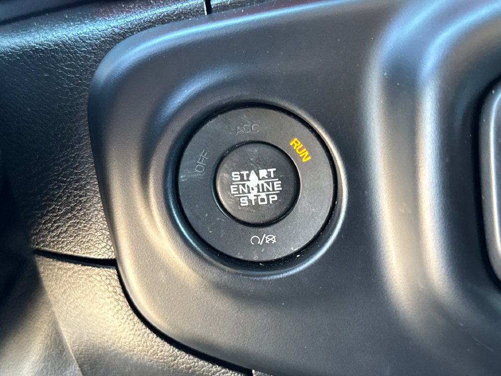 Used 2019 Jeep Wrangler Unlimited Rubicon AWD/4WD image 31