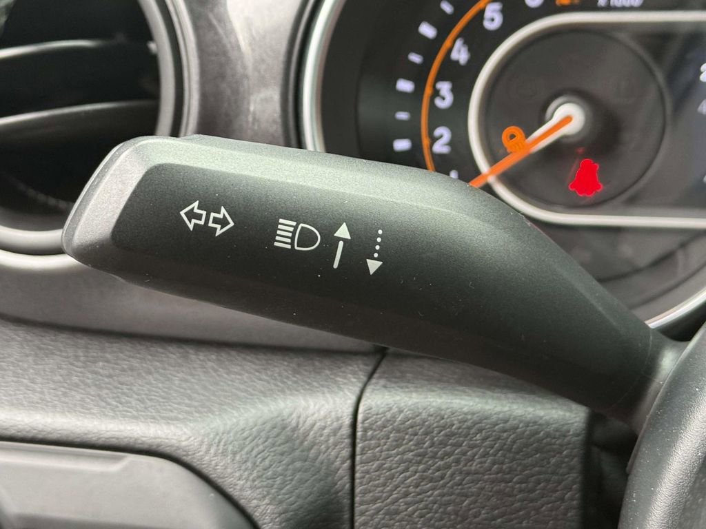 Used 2020 Jeep Gladiator Sport image 25