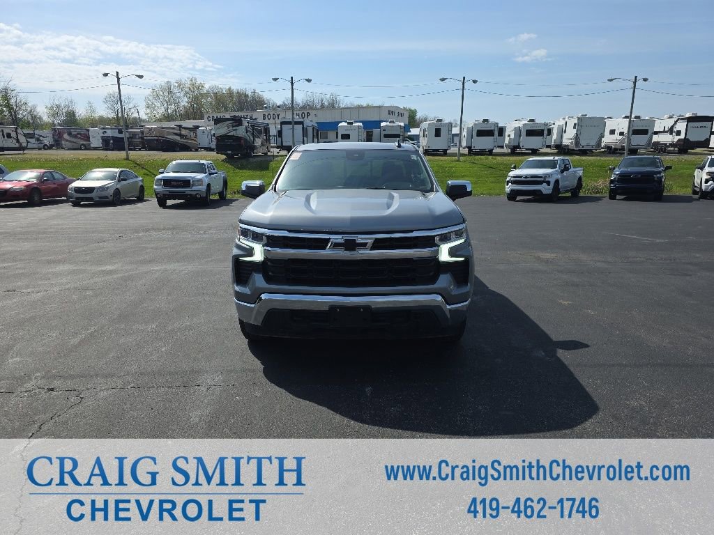 Used 2024 Chevrolet Silverado 1500 LT w/ Convenience Package II AWD/4WD image 9