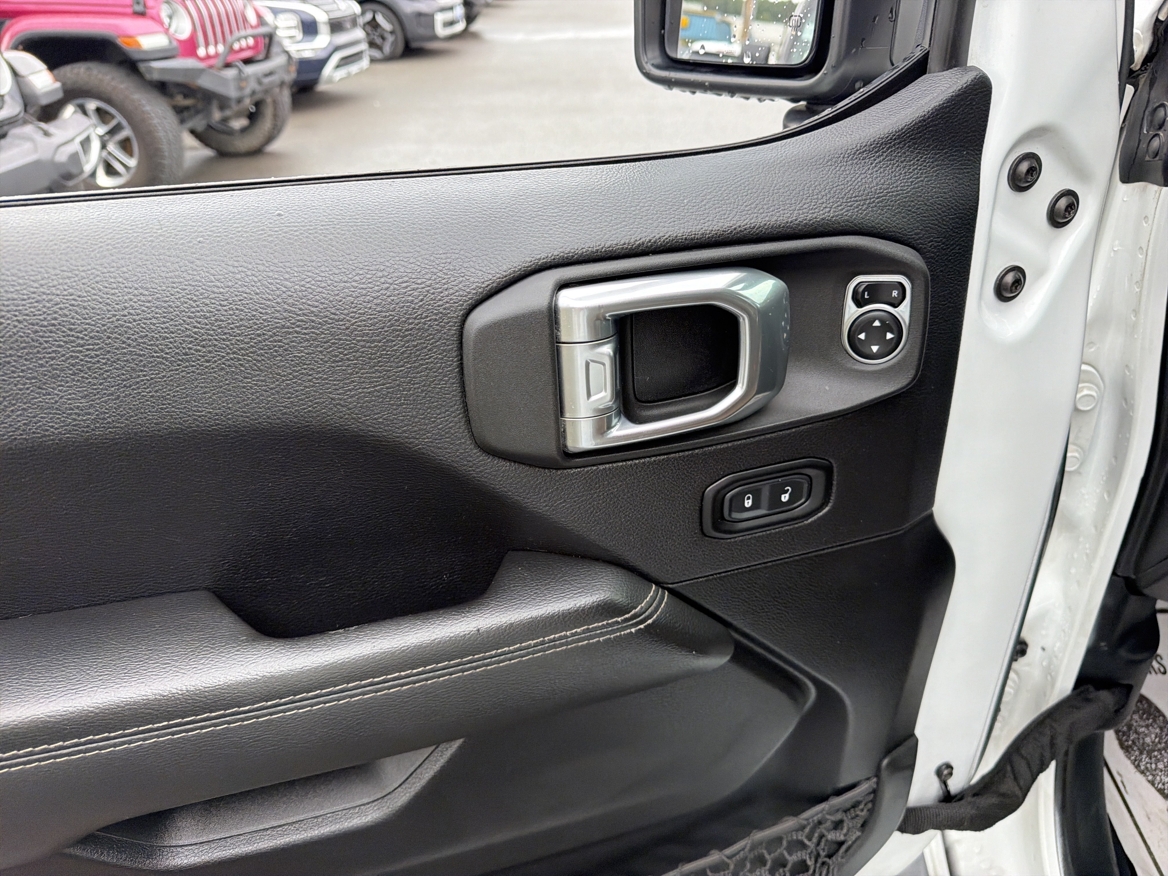 Used 2021 Jeep Gladiator Overland w/ Popular Equipment Package AWD/4WD image 15