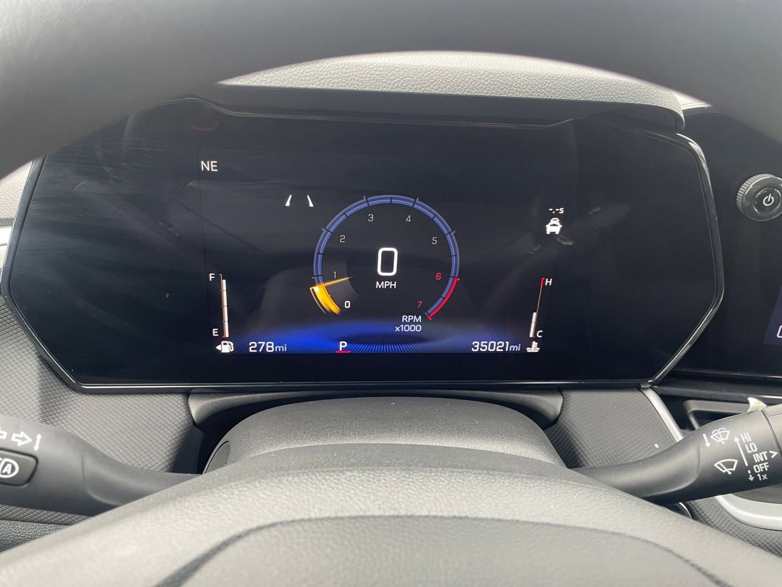 Used 2025 Chevrolet TrailBlazer LT image 39