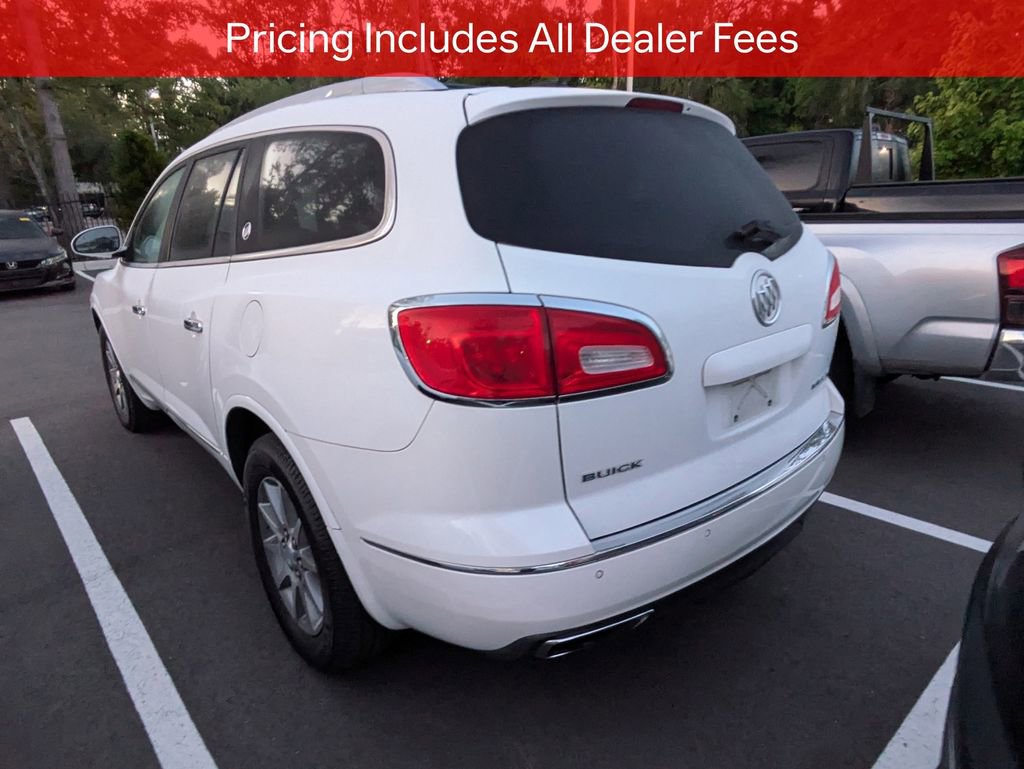 Used 2017 Buick Enclave Convenience FWD image 4