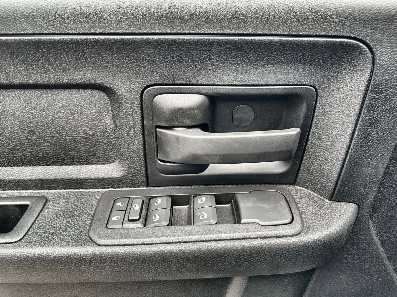 New 2026 RAM 2500 Tradesman w/ Chrome Appearance Group image 15