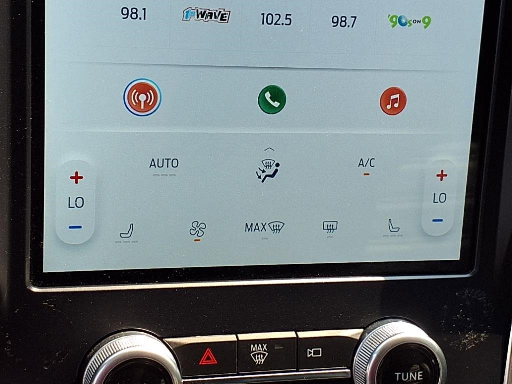 Used 2023 Ford Edge SEL image 21