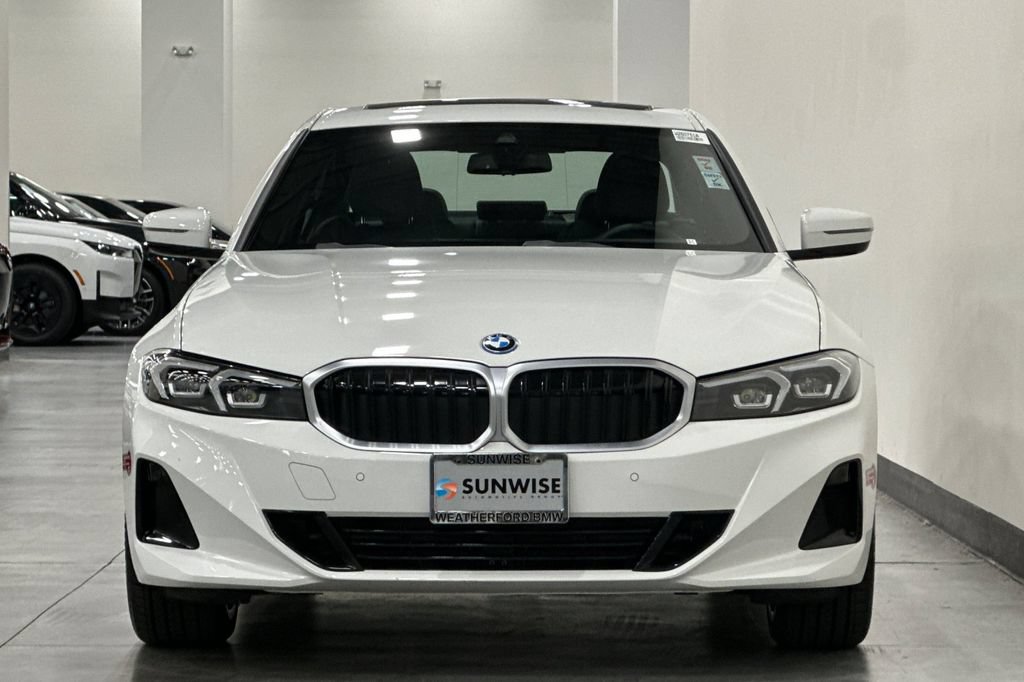 Used 2024 BMW 330e w/ Convenience Package RWD image 9