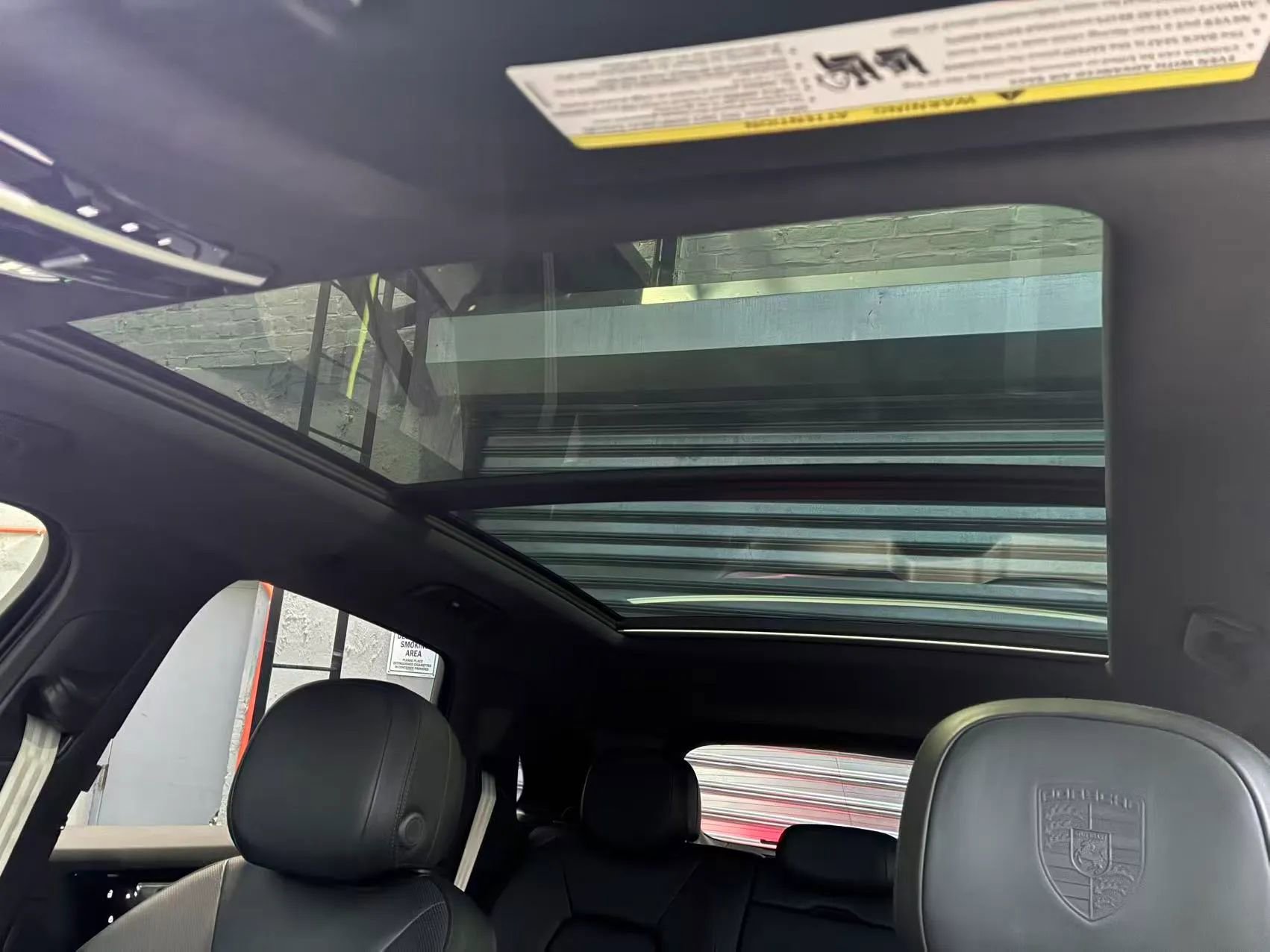 Used 2022 Porsche Cayenne Platinum Edition image 17
