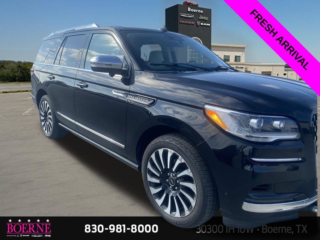 Used 2022 Lincoln Navigator Black Label AWD/4WD image 6