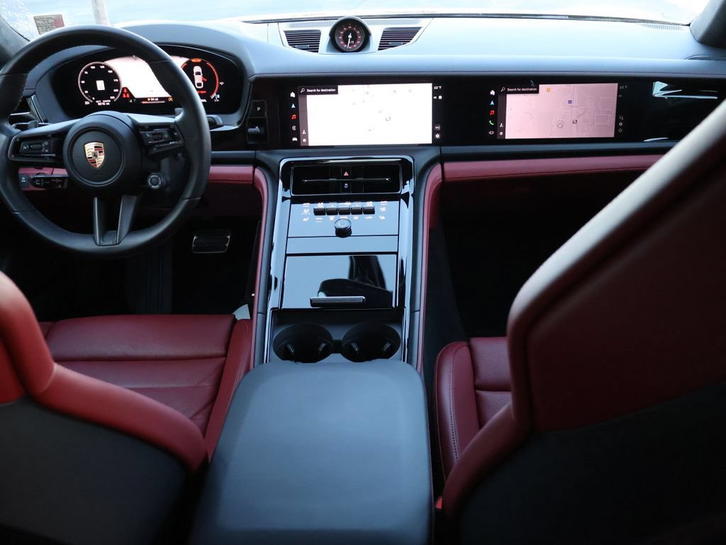Certified 2025 Porsche Panamera GTS AWD/4WD image 17