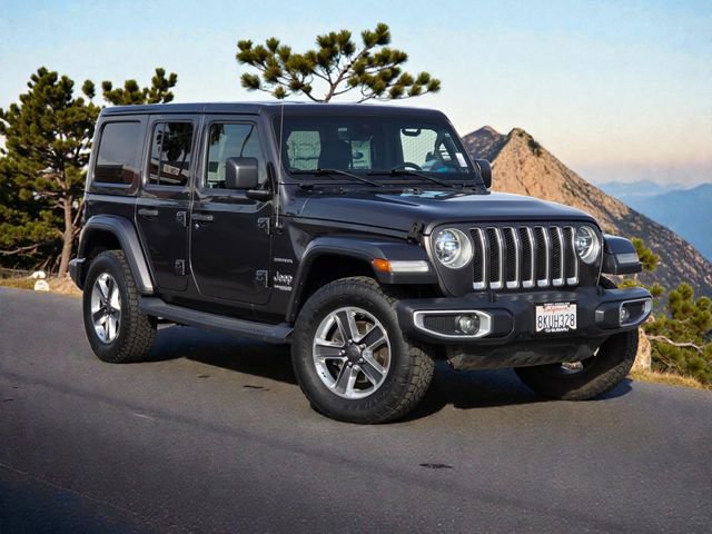 Used 2019 Jeep Wrangler Unlimited Sahara AWD/4WD image 2