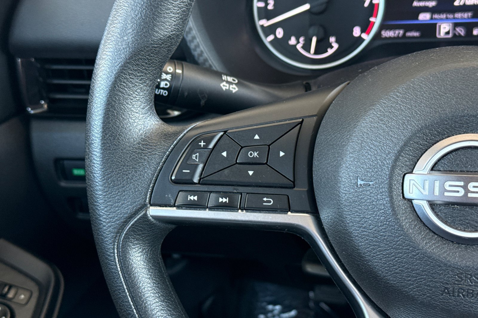 Certified 2024 Nissan Sentra SV FWD image 29
