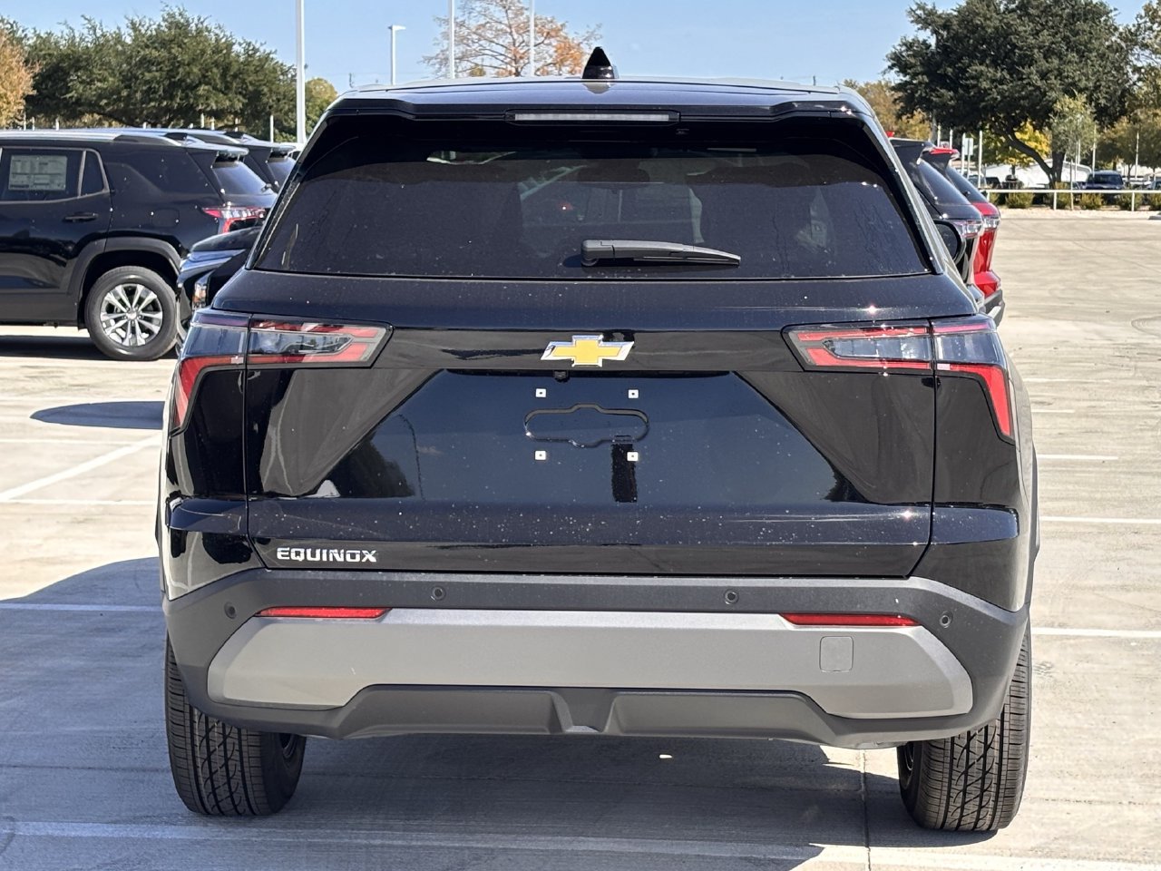 New 2027 Chevrolet Equinox LT FWD image 6