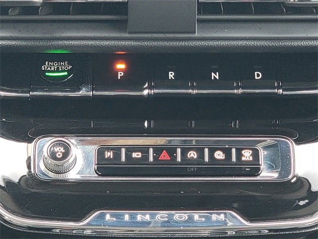 Certified 2025 Lincoln Corsair Reserve w/ Equipment Group 202A image 28