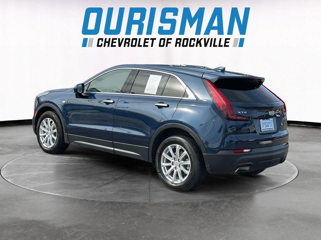 Used 2019 Cadillac XT4 Luxury w/ Cold Weather Package image 4