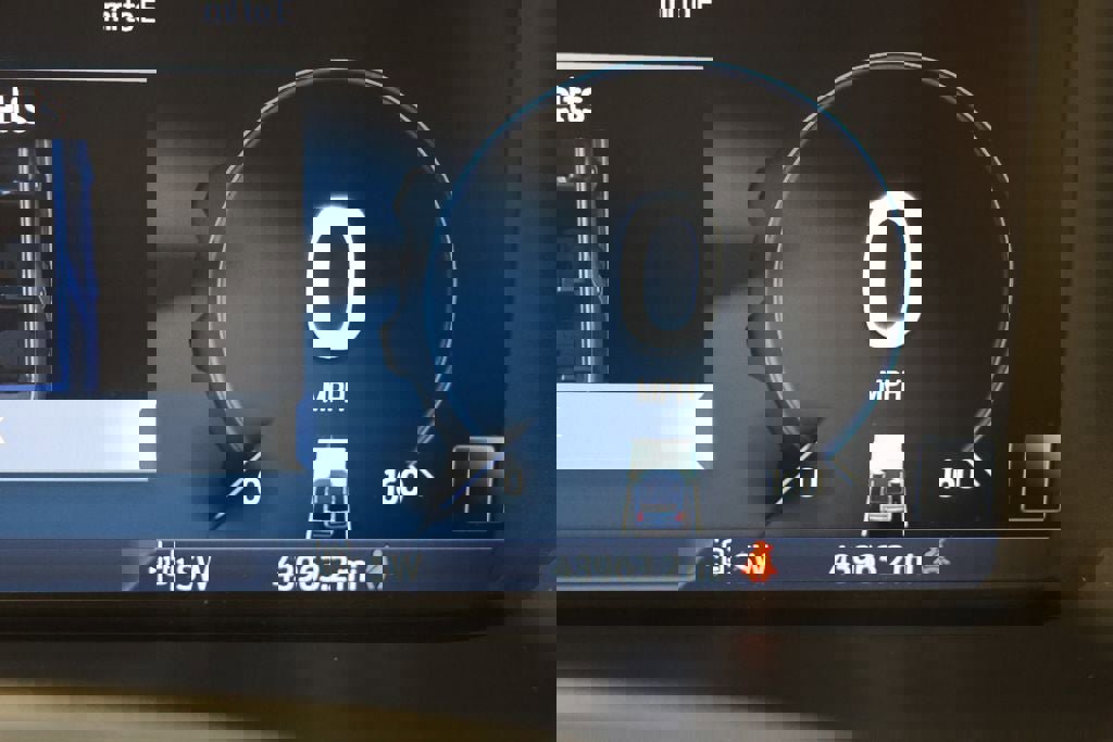 Used 2022 Ford Expedition Limited image 22