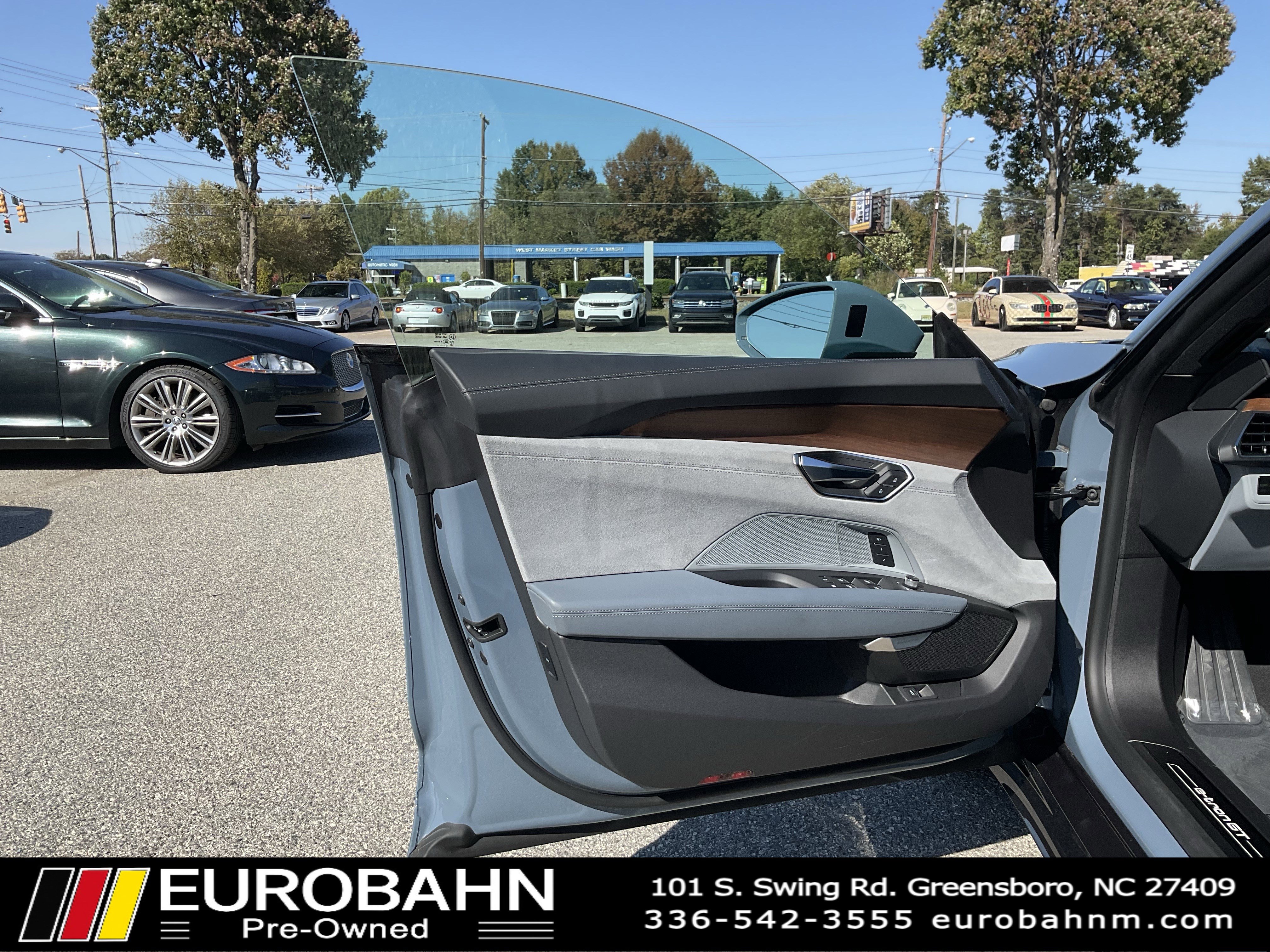 Used 2024 Audi e-tron GT Premium Plus image 9