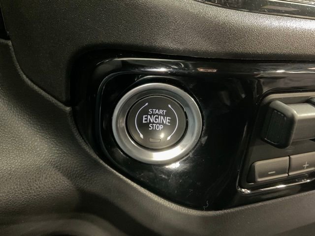 Used 2024 Chevrolet Silverado 1500 ZR2 image 17