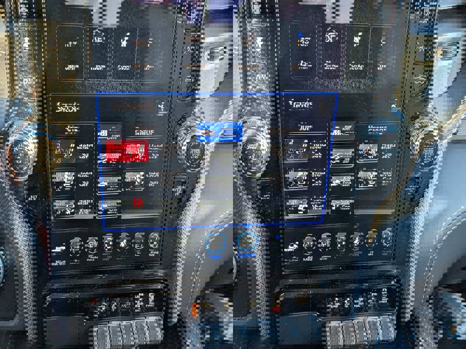 Used 2020 RAM 1500 Limited image 31