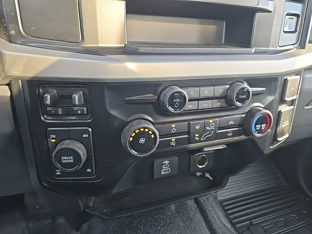 Used 2024 Ford F350 XLT image 14