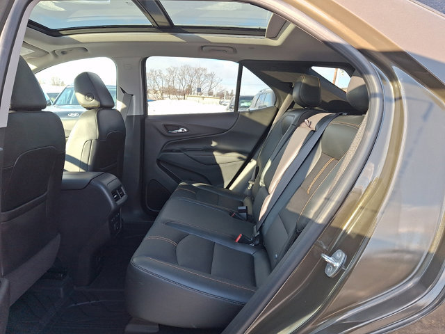 Used 2023 Chevrolet Equinox Premier image 10