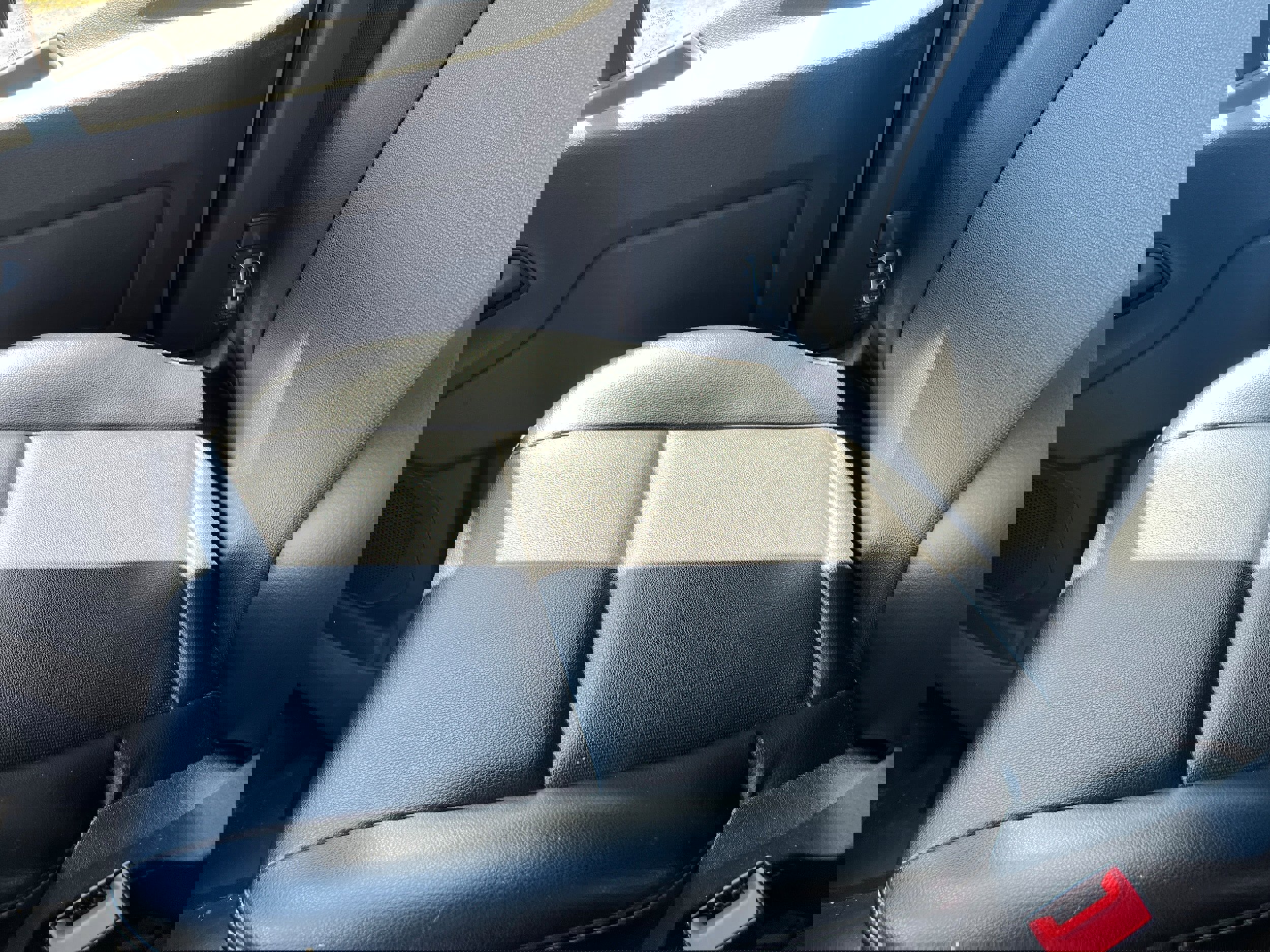 Used 2020 Ford Transit 150 Low Roof RWD image 14