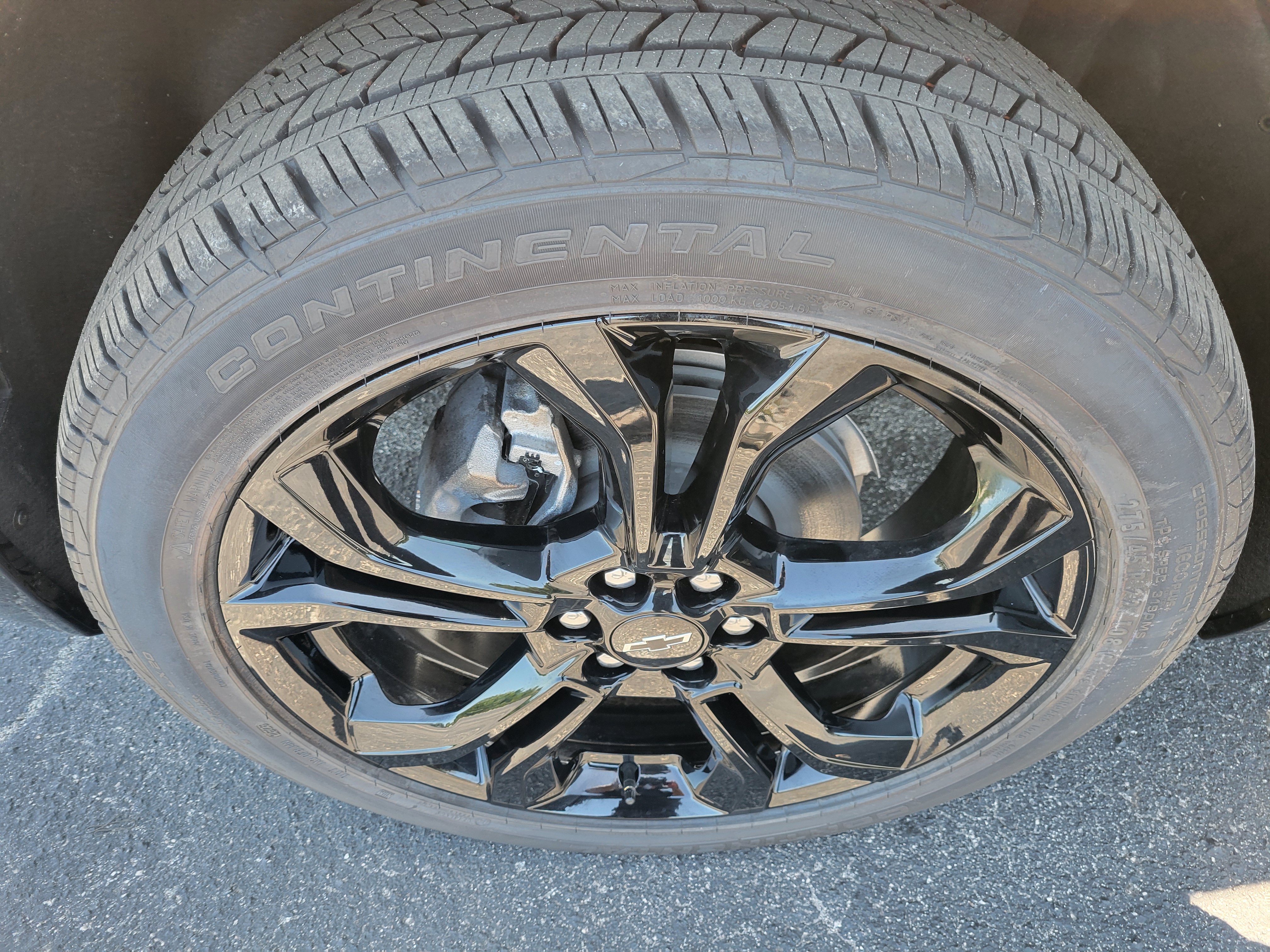 New 2027 Chevrolet Traverse RS w/ LPO, Floor Liner Package FWD image 42