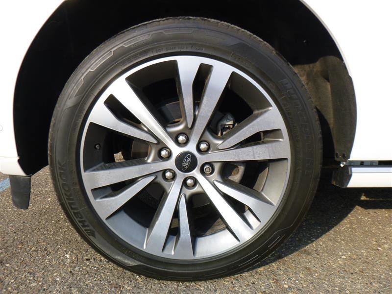 Used 2020 Ford Expedition Platinum AWD/4WD image 25