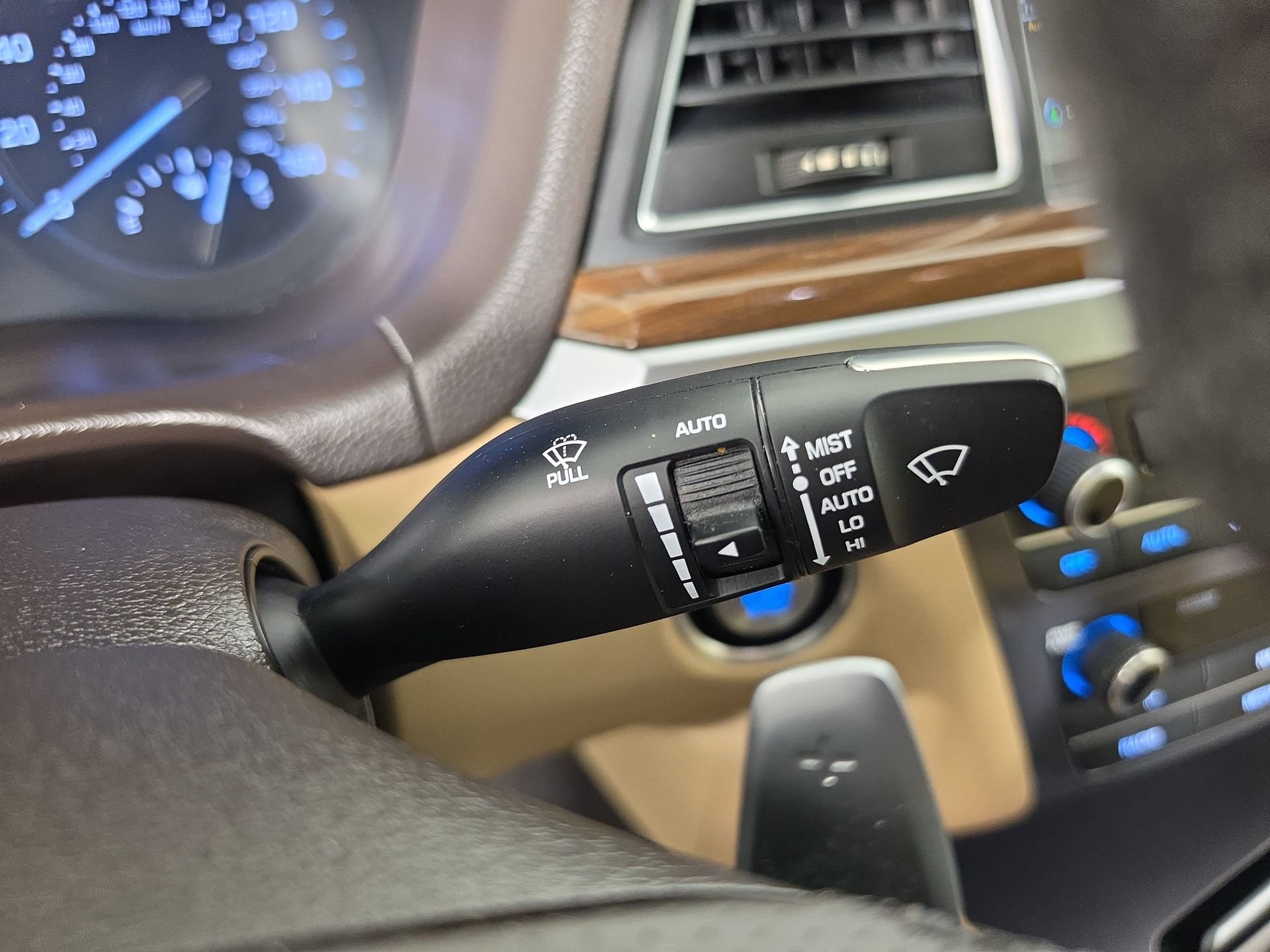 Used 2019 Genesis G80 3.8 image 22