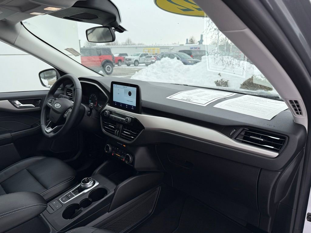 Used 2022 Ford Escape SEL image 25