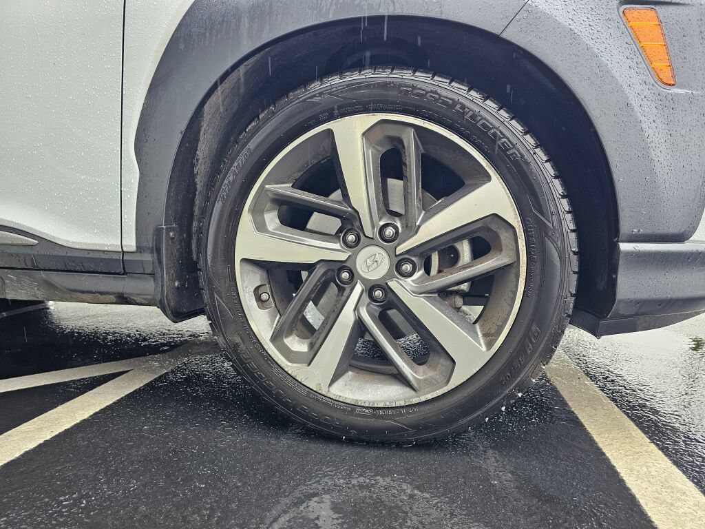 Used 2018 Hyundai Kona Limited FWD image 9
