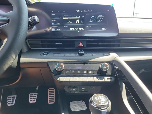 New 2026 Hyundai Elantra N FWD image 15