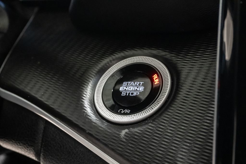 Used 2025 Jeep Grand Cherokee L Laredo image 19