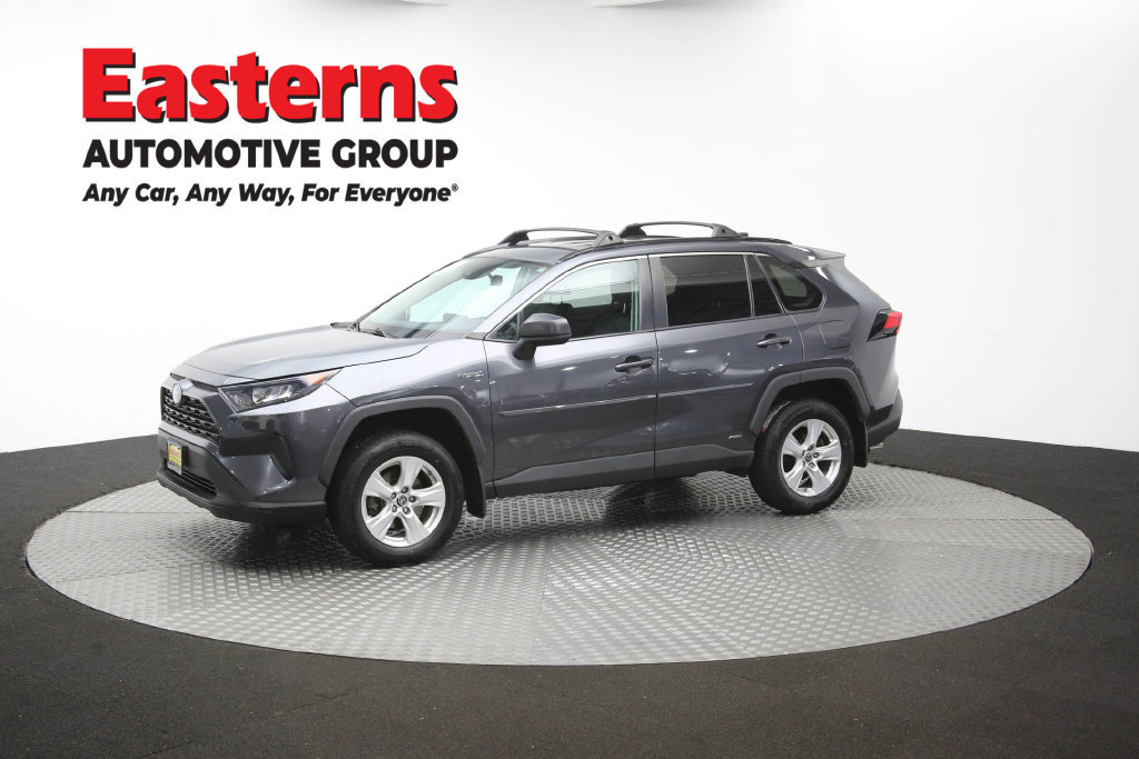 Used 2021 Toyota RAV4 LE w/ Carpet Mat Package (TMS) AWD/4WD image 59