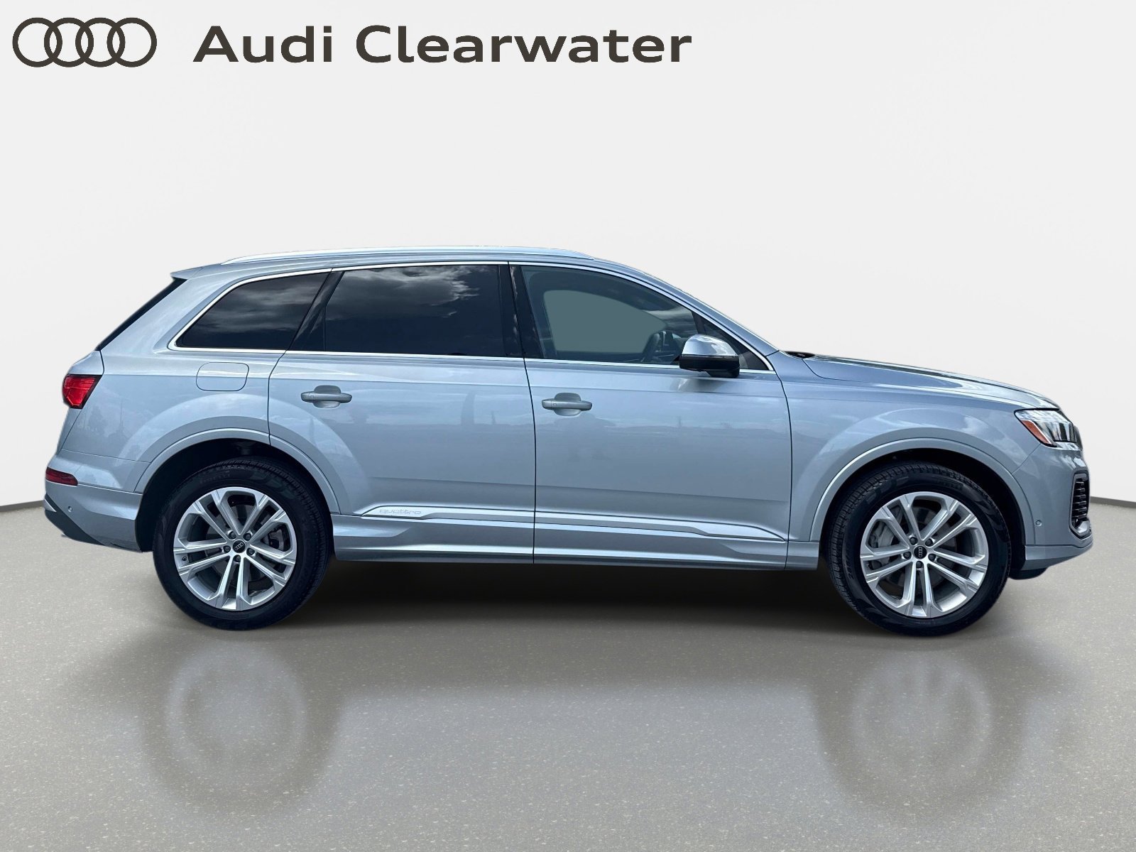 Certified 2025 Audi Q7 3.0T Premium Plus AWD/4WD image 5