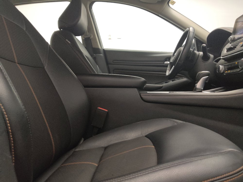 Used 2021 Nissan Altima 2.5 SR FWD image 21