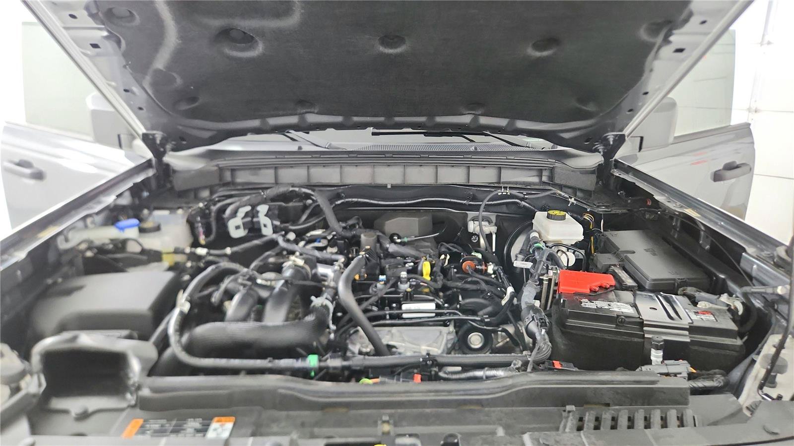 Used 2024 Ford Bronco Black Diamond AWD/4WD image 39