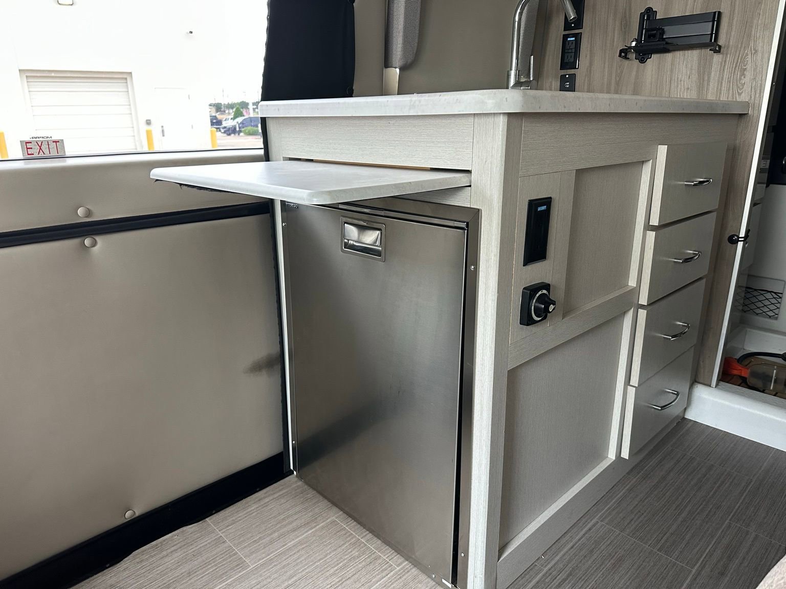 Used 2021 RAM ProMaster 1500 w/ Convenience Group FWD image 23