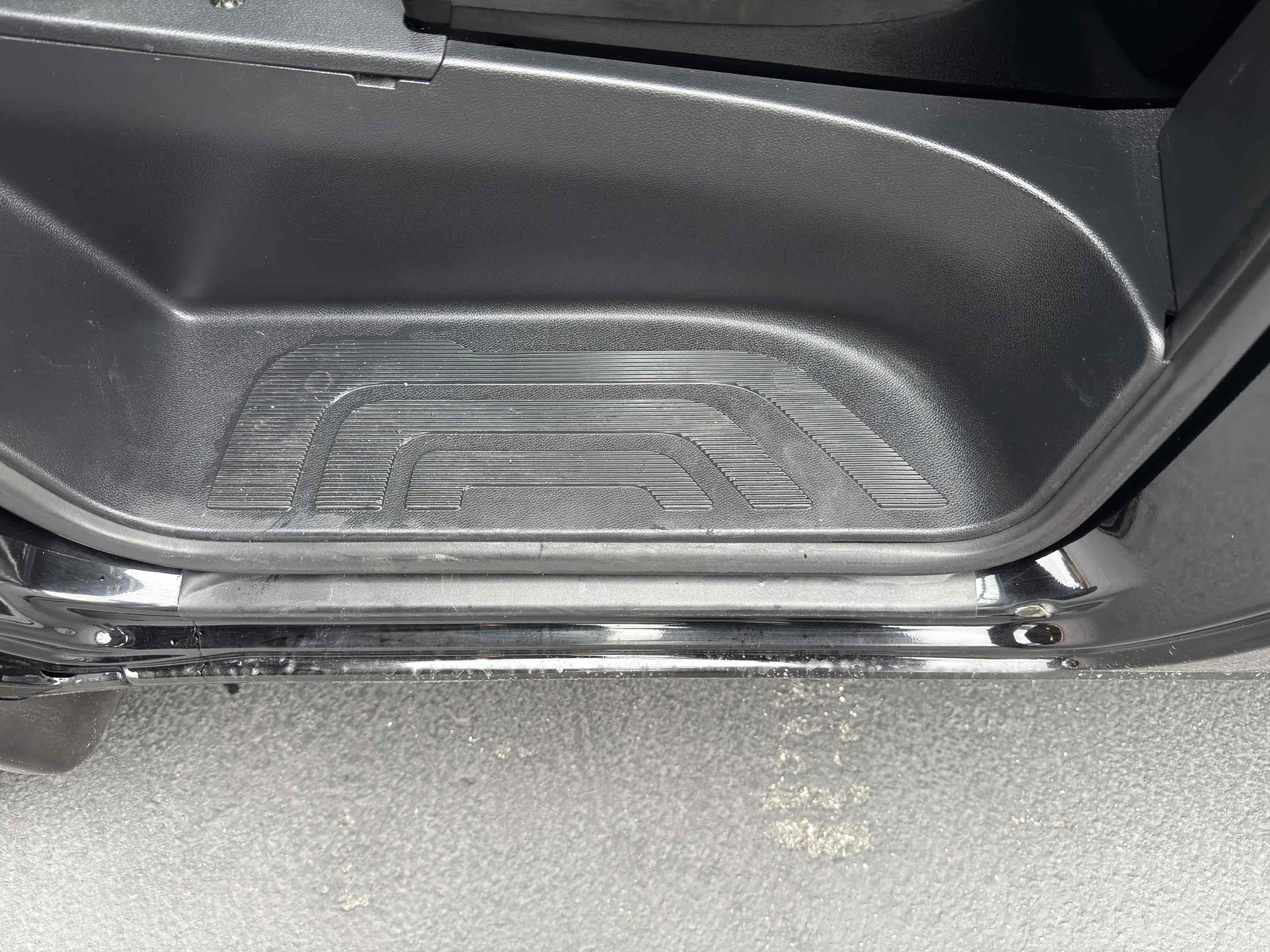 Used 2023 Mercedes-Benz Sprinter 2500 image 24