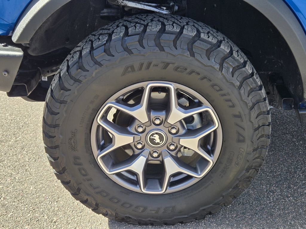 Used 2022 Ford Bronco Badlands image 7