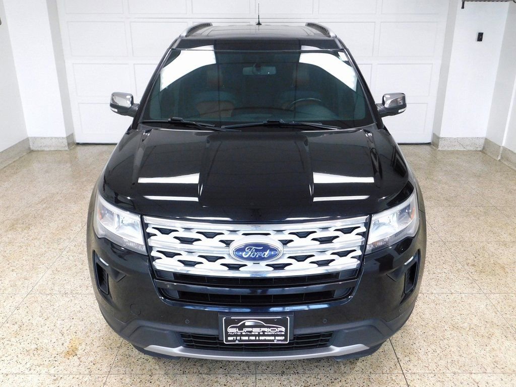 Used 2019 Ford Explorer XLT w/ XLT Desert Copper Package AWD/4WD image 4