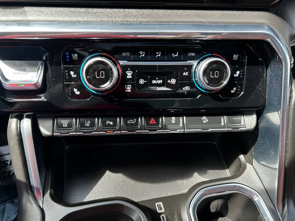 Used 2024 GMC Sierra 2500 Denali Ultimate AWD/4WD image 29