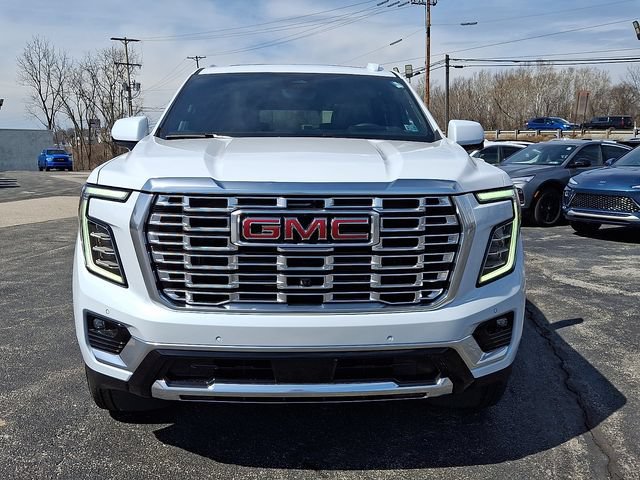 New 2026 GMC Yukon Denali w/ Denali Reserve Package AWD/4WD image 2