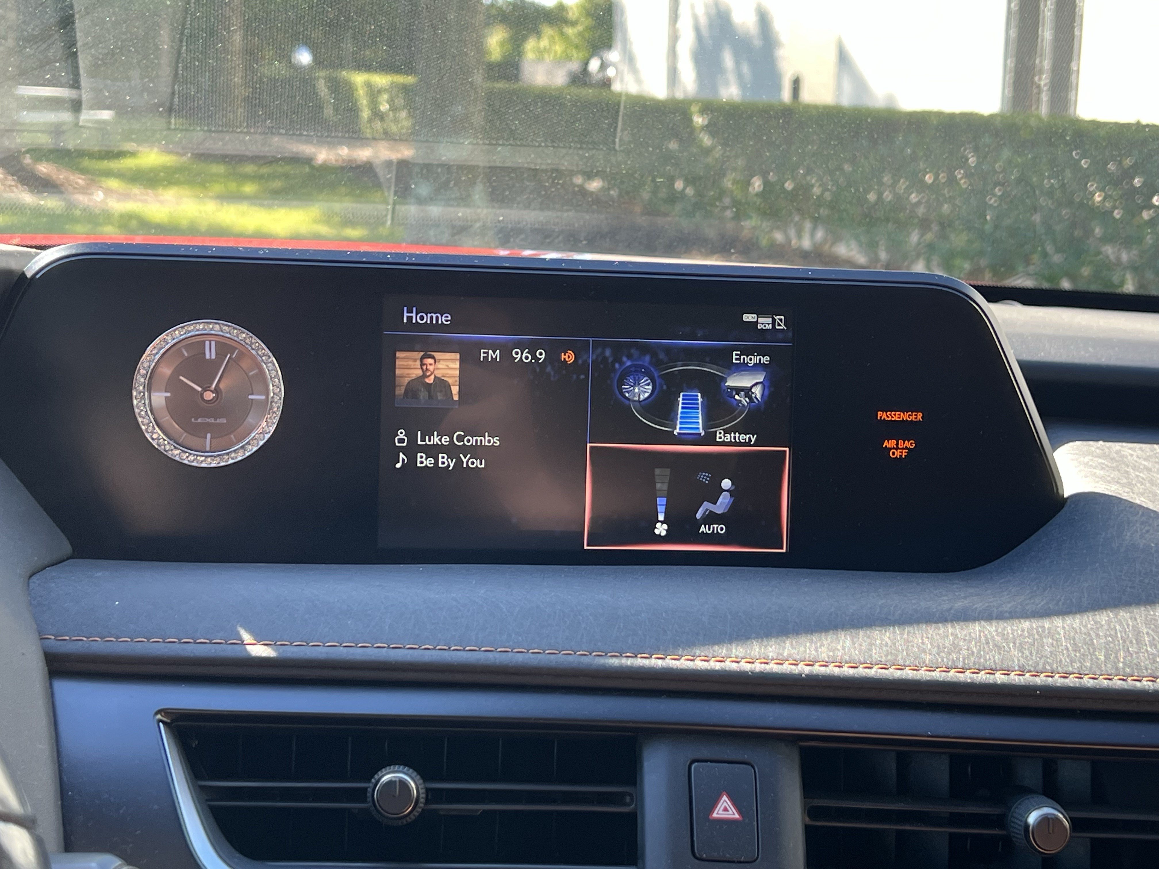 Used 2020 Lexus UX 250h w/ Premium Package AWD/4WD image 23