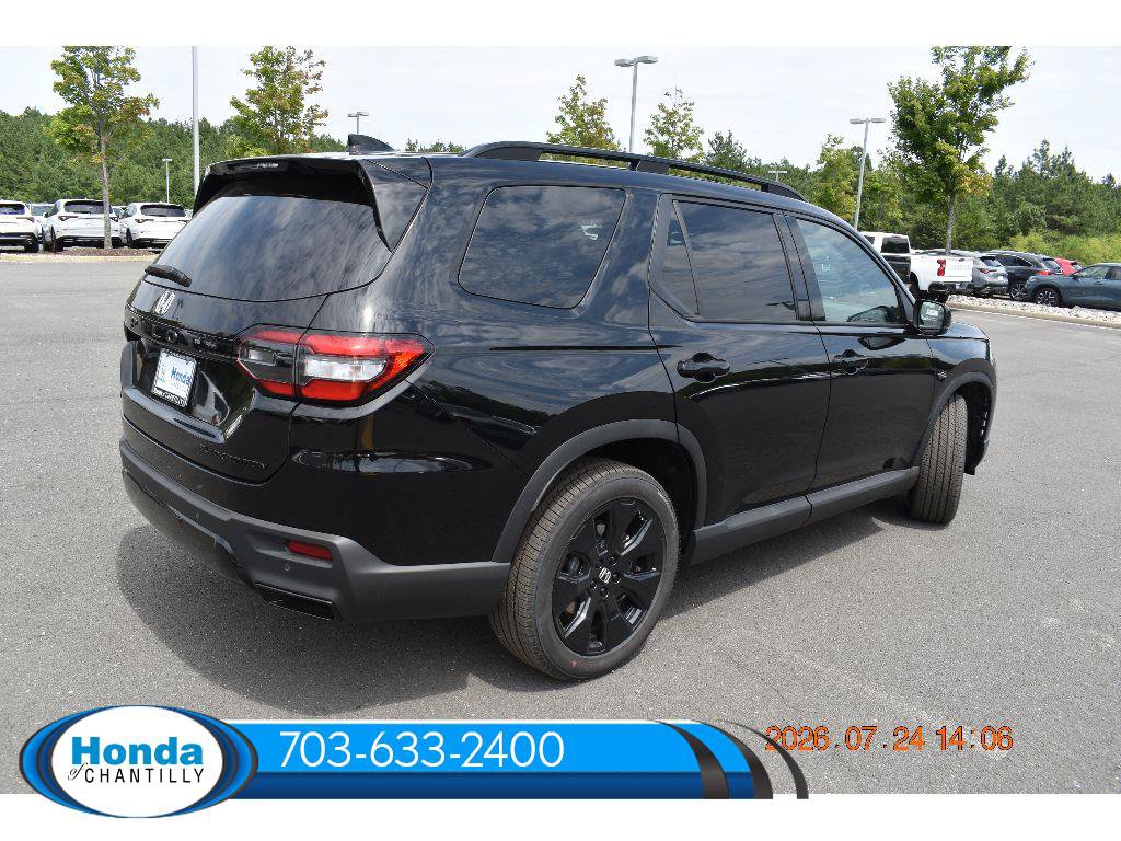 New 2026 Honda Pilot Black Edition image 7