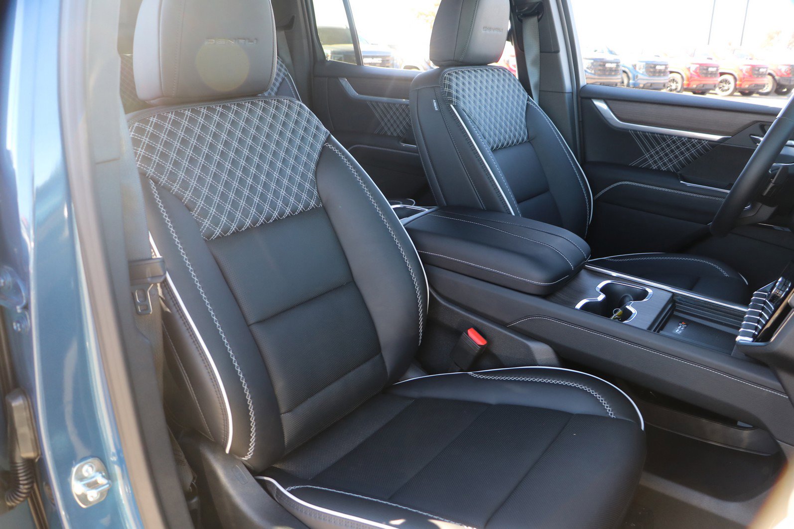 New 2026 GMC Acadia Denali w/ Super Cruise Package image 35