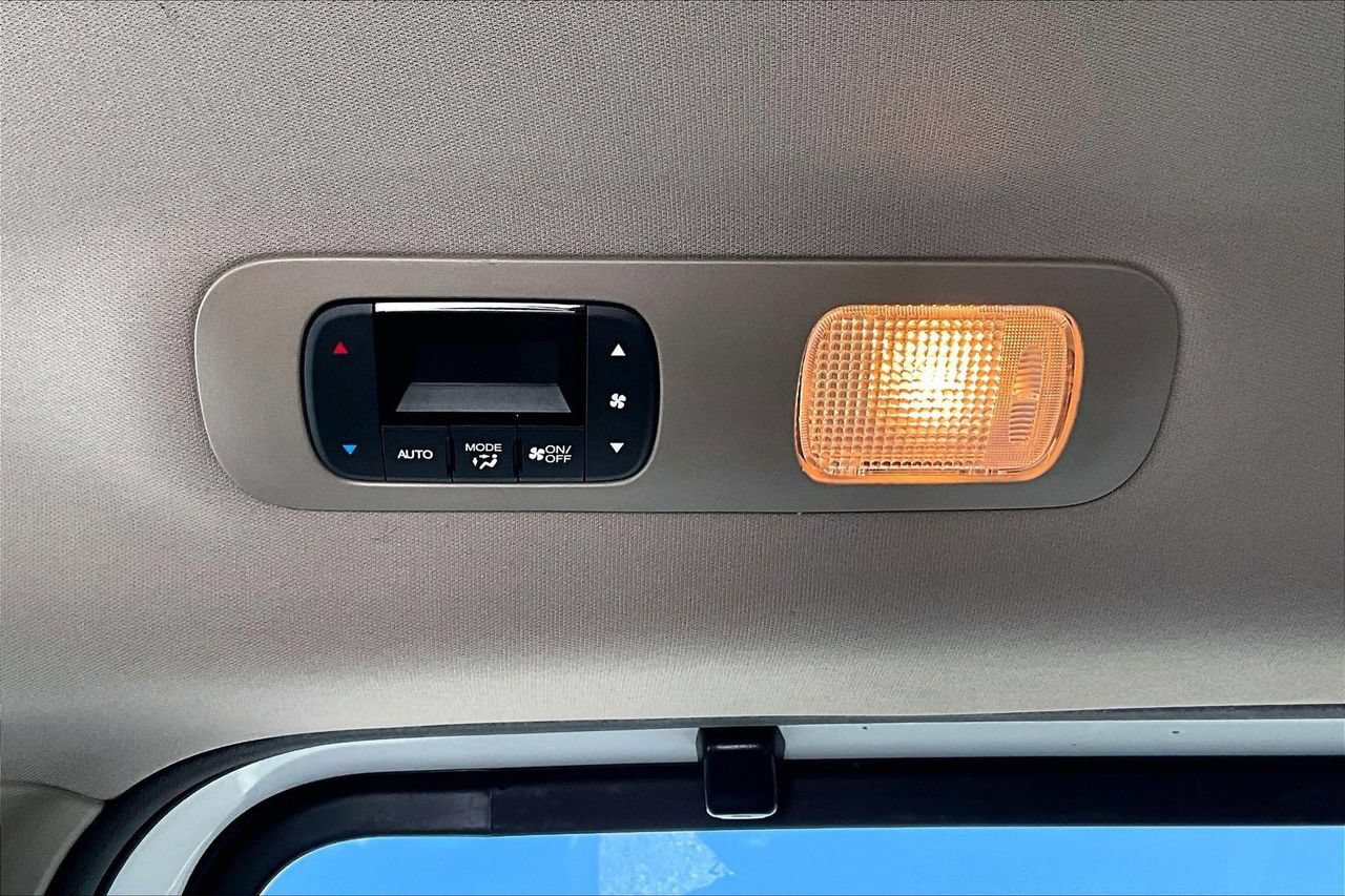 Used 2023 Honda Odyssey EX-L image 16