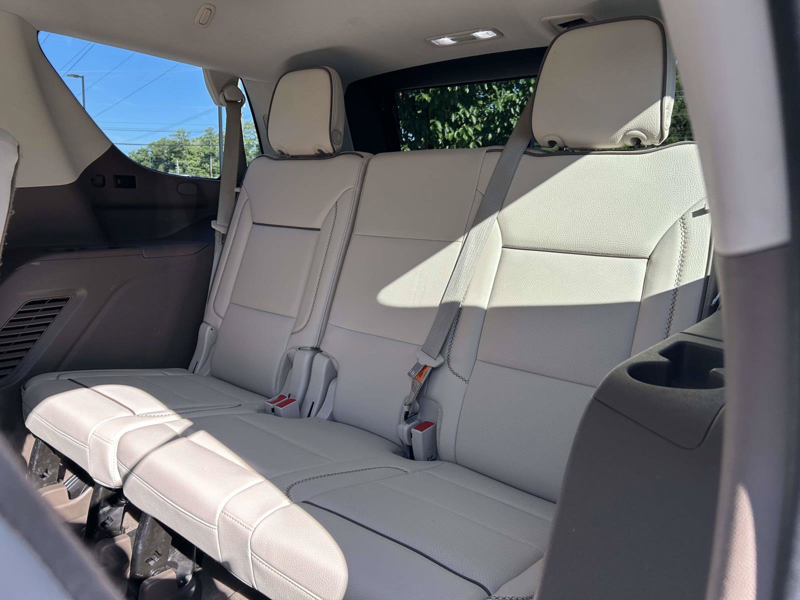 Used 2022 GMC Yukon Denali AWD/4WD image 12